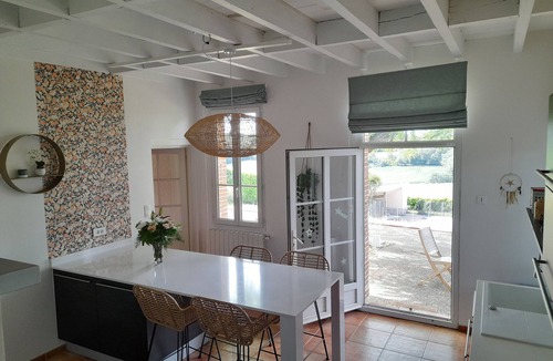 Pechbonnieu House | 18th century house overlooking the Pyrenees