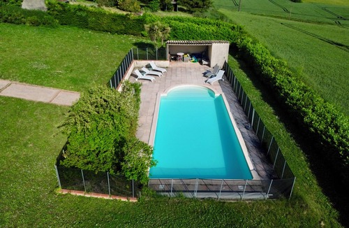 Pechbonnieu House | 18th century house overlooking the Pyrenees