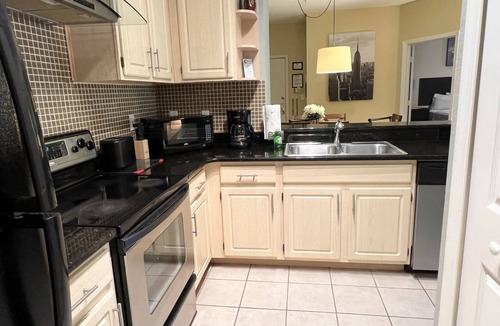 West Kissimmee Condo | 19-104 Legacy Dunes, 2 King Beds, 2 Bathrooms, Heated Pool, No Resort Fees !