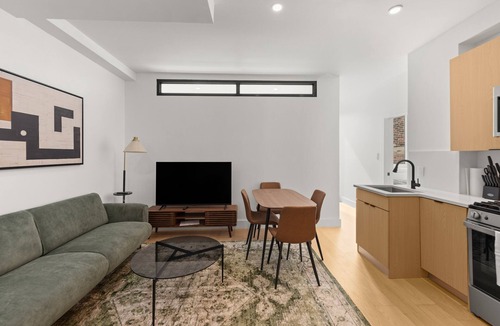 Ukrainian Village Apartment | 19- 6A New 2BR in East village