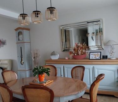 Breteil Bed & Breakfast | 19,Avenue John Kennedy