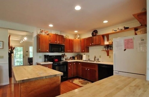 Chautauqua House | 19 Maple 7 Bedroom Home by Redawning