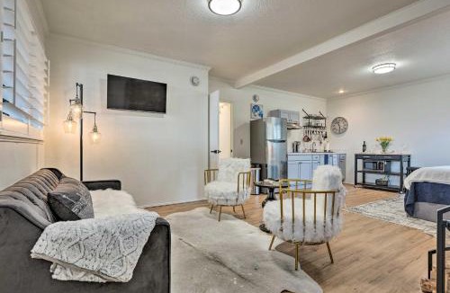 Manchester Apartment | 19 Mi to Seattle Port Orchard Studio with Views