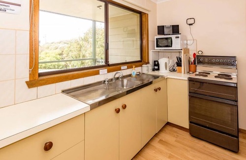 Sandy Point House | 19 Park Avenue, Sandy Point