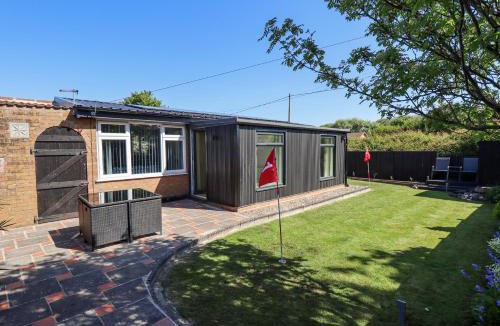 Anderby Creek House | 19 The Court