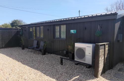 Anderby Creek House | 19 The Court