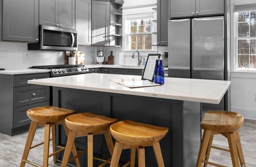 Greenfield Center House | 1900s Modern Comfort Meets Timeless Elegance