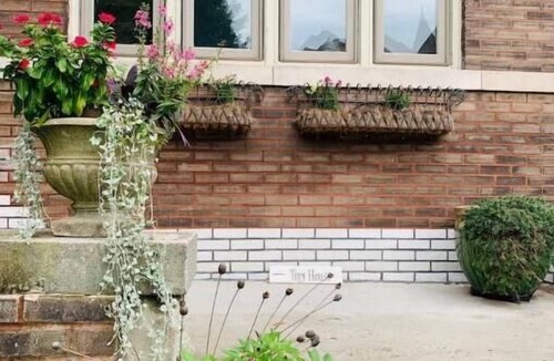 Shaw House | 1905 Tudor Revival house in Historic Shaw