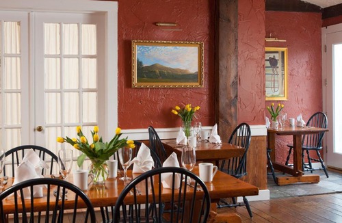 Lynn Hotel | 1906 Pine Crest Inn