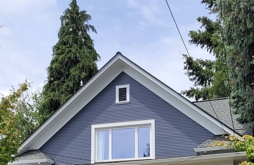 Overlook House | 1909 Refurbished Duplex in the Trees
