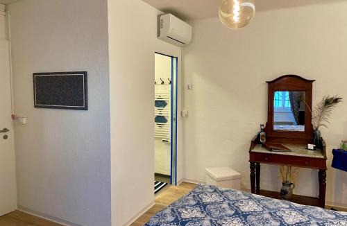Locarno House | 1912 - Blue Room - old town