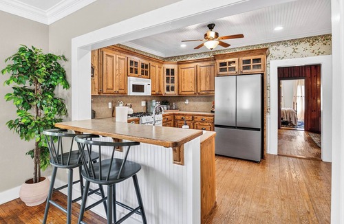 Tyler House | 1921 Craftsman Bungalow · Charnwood Historic District