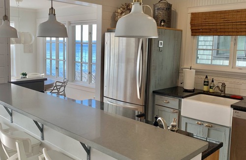 Three Tree Point House | 1930’s Beach Front cottage in the unique Three Tree Point area.