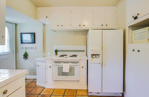 Del Mar House | 1939 Bungalow with Original Charm | Corpus Christi