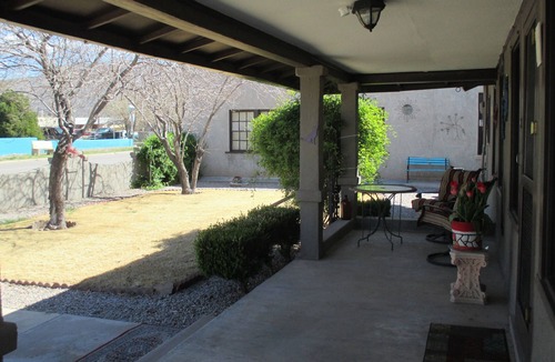 Alamogordo Cottage | 1940's Cottage in Old Town Alamogordo