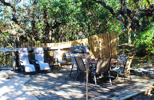 Tarrytown House | 1940s Estate COOL Blue Pool!