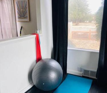 Auburn House | 1940s Urban charmer modern upgrades