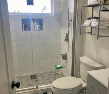 Auburn House | 1940s Urban charmer modern upgrades