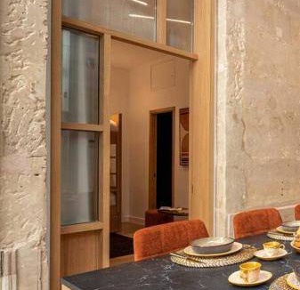 Porte-Saint-Martin Apartment | 195 m² Apartment ∙ 4 bedrooms ∙ 10 guests