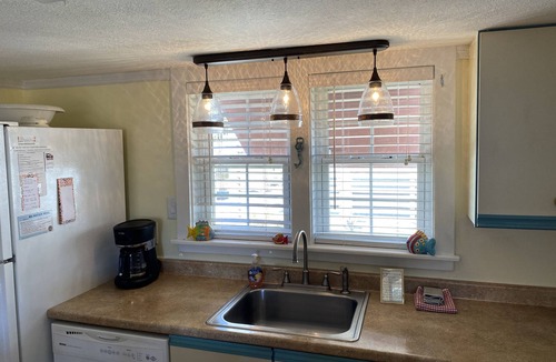 Nags Head Cottage | 1950's NAGS HEAD BEACH COTTAGE , IN EXCELLENT CONDITION840 sq ft 3 occp max
