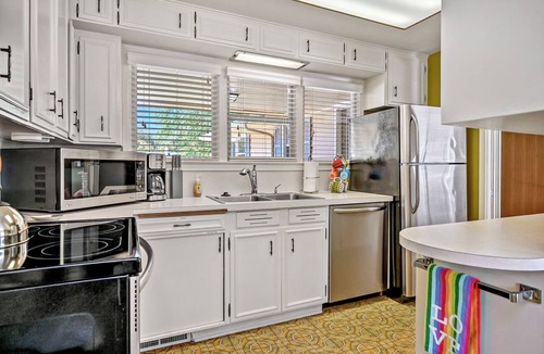 Winstead Park House | 1950's Single Level! Comfortable, Clean