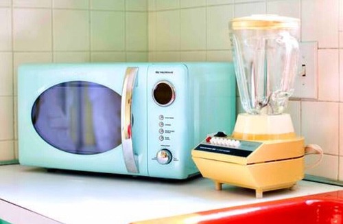 Parma House | 1960s Retro Experience