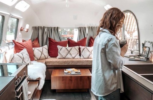 Tyendinaga Mohawk Territory House | 1971 Vintage Modern Airstream with Cowboy Tub