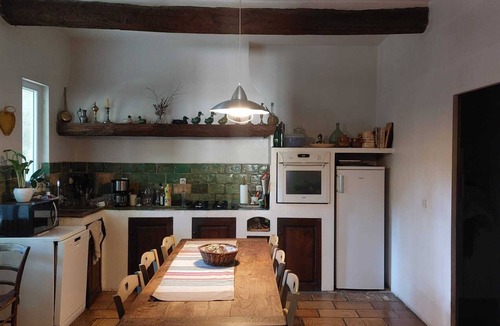 Gallargues-le-Montueux House | 19th-century farmhouse combining authenticity and comfort