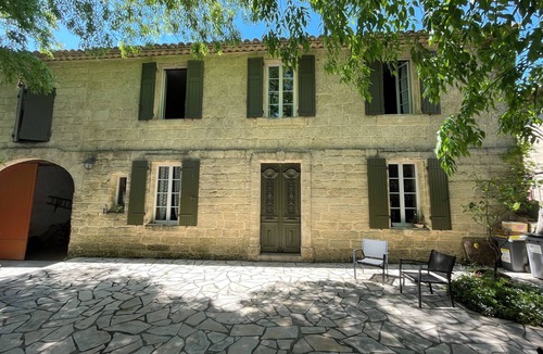 Gallargues-le-Montueux House | 19th-century farmhouse combining authenticity and comfort