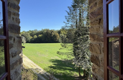 Saint-Paul-la-Roche Villa | 19th Century Estate with River in Dordogne, pool and wifi