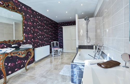 Barbeville Bed & Breakfast | 19th Century Castle - Chateau des Monts
