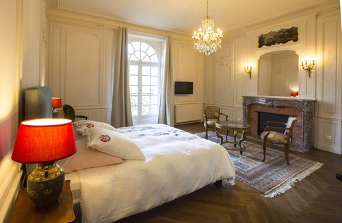 Barbeville Bed & Breakfast | 19th Century Castle - Chateau des Monts