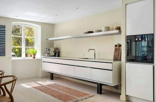Norrebro House | 19th-century flat by the lakes in Copenhagen