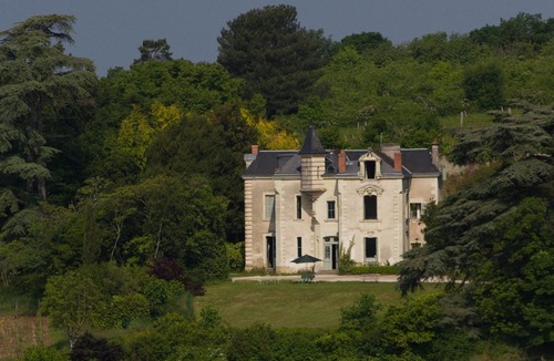 Chinon House | 19th Century Manor House Set in a Working Organic Vineyard