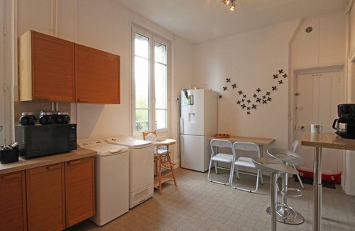 L'Aigle Cottage | 19th Century Mansion with Large Park and 5 Bedrooms, All-Inclusive, in L'Aigle