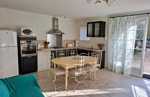 Eyguieres Cottage | 19th Century Provencal Bastide with pool