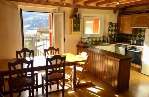 Err Villa | 19th century stone house in French Pyrenees