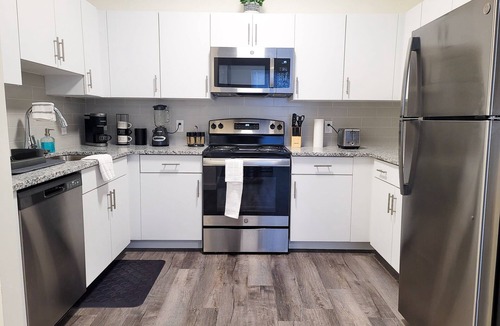 Bound Brook Apartment | 1bd/1ba in Historic Bound Brook