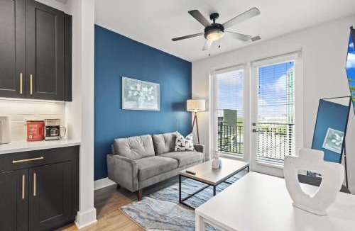 North Hyde Park Apartment | 1BD in the Heart of Tampa Luxury Travel Gym