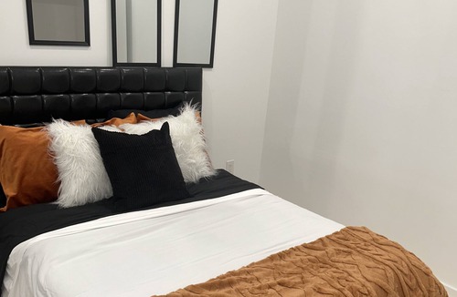 Olde Richmond Apartment | 1bd Private Loft in Fishtown