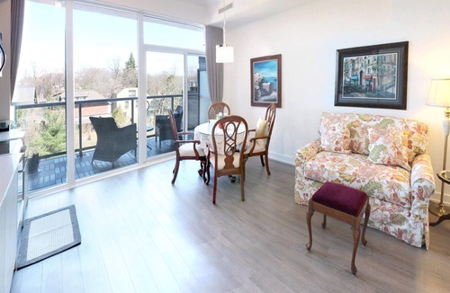 Midtown Toronto Condo | 1BDR/2BD/1BA luxury boutique condo in Forest Hill(long term)