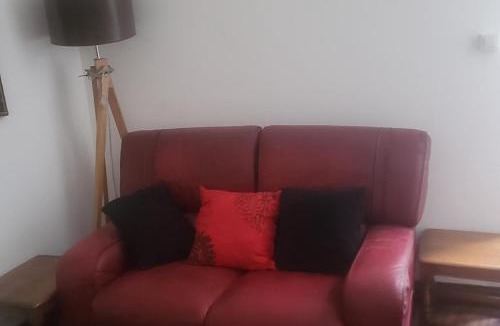 Fougerolles-du-Plessis Apartment | 1Bed Apartment Sleeps 2 - Parking Wifi