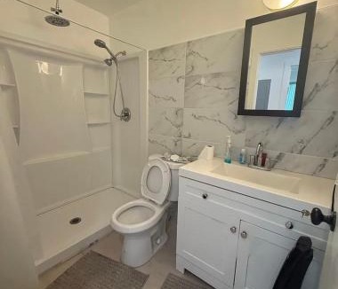 West Hills Apartment | 1Bedroom 1Bathroom