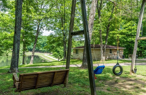 Kurtz Cottage | 1BR, 1BA cottage