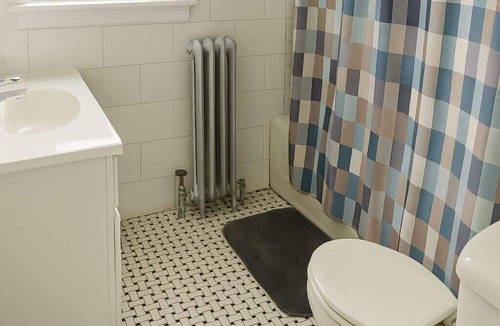 Cragin Apartment | 1BR 1BA Windy City Hideout