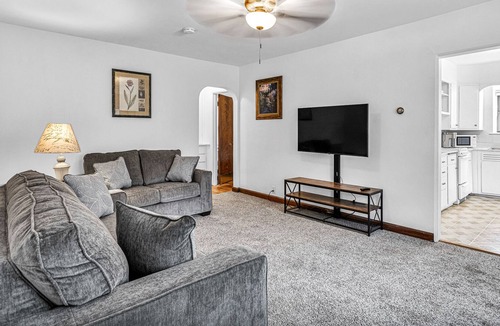 Cedarburg Apartment | 1BR/1BTH Apt/Beautifully Renovated/Walk to Downtown/Festivals/Historic 4 Plex
