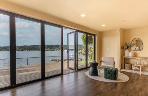 Issaquah House | 1BR 2BA Lower Unit with Lake Access - Prime Spot