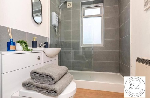 Wigston Apartment | 1br-2guests-freeparking-wifi-tv