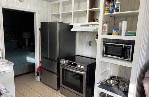 Albany House | 1br Albany Tiny House with WiFi, AC