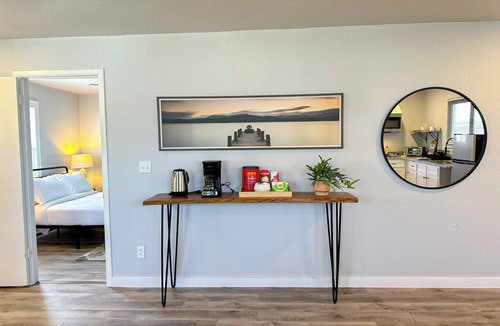 Central Oklahoma City Apartment | 1BR Apt | 7 min to Integris Baptist Medical | Kitchen, Wi-Fi, Free Parking #41B